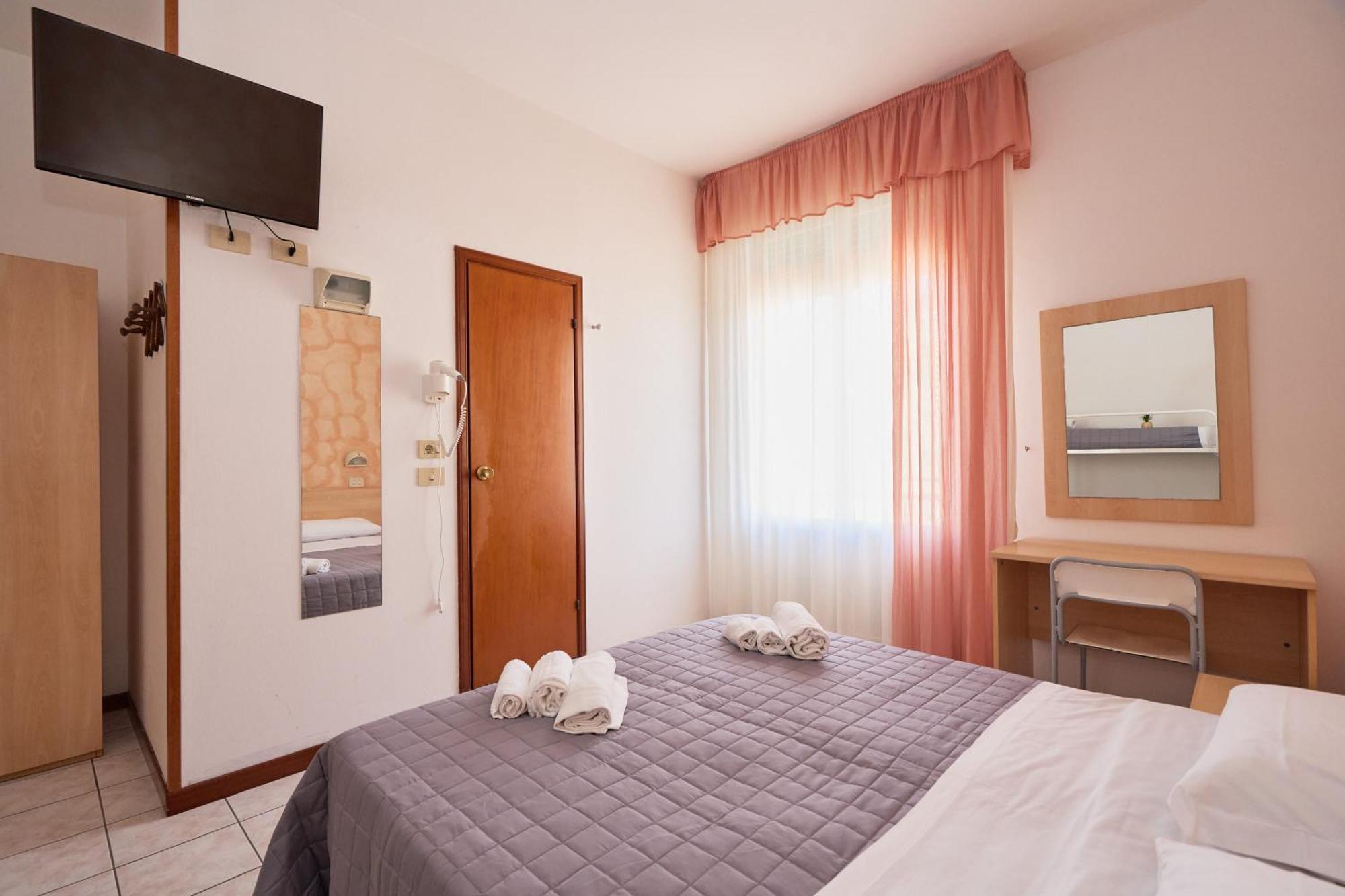 Hotel Jolanda Bellaria-Igea Marina Extérieur photo