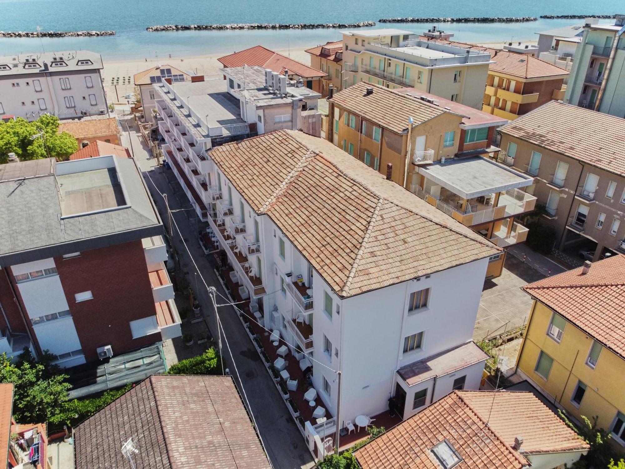 Hotel Jolanda Bellaria-Igea Marina Extérieur photo